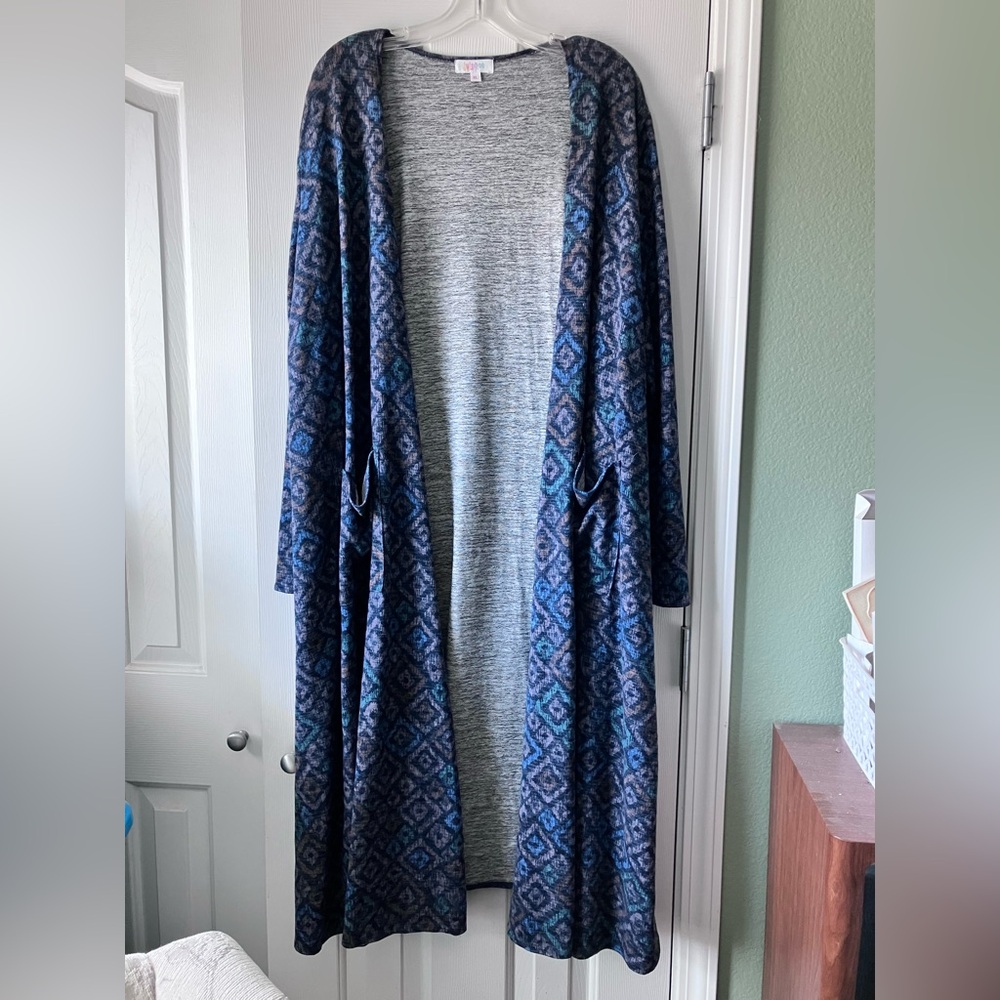 LuLaRoe Sarah Sweater